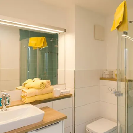 Seeschloss 7 Nur 2 Minuten Zum Mit Meerblick * Binz