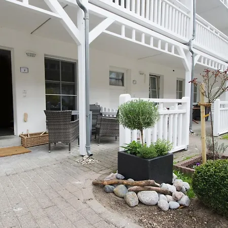 Apartment Seeschloss 7 Nur 2 Minuten Zum Mit Meerblick *